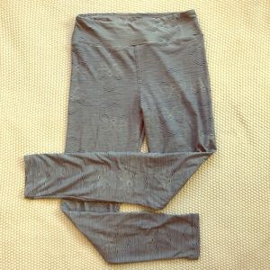 Hidden Minnie Lularoe OS leggings blue